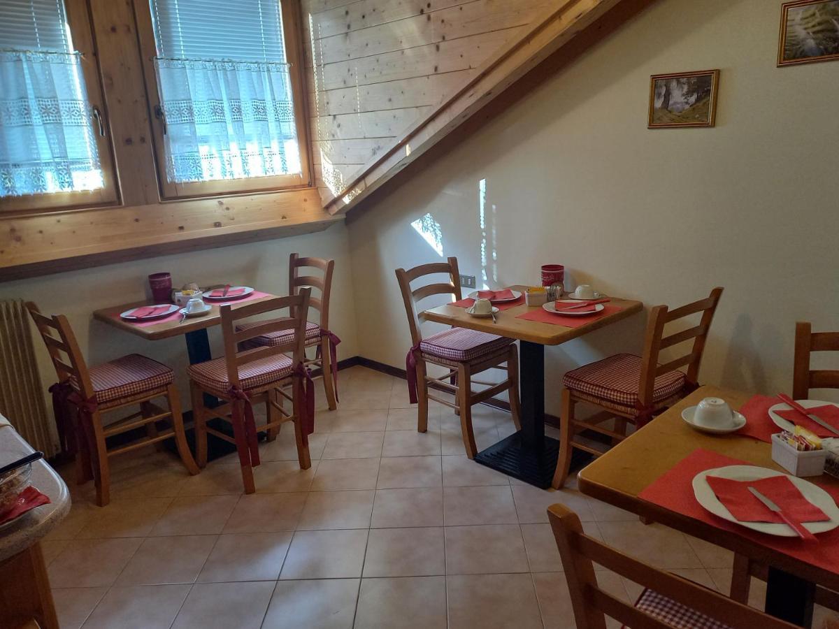 B&B Piazzi Di Katia Caderzone Terme Exterior foto