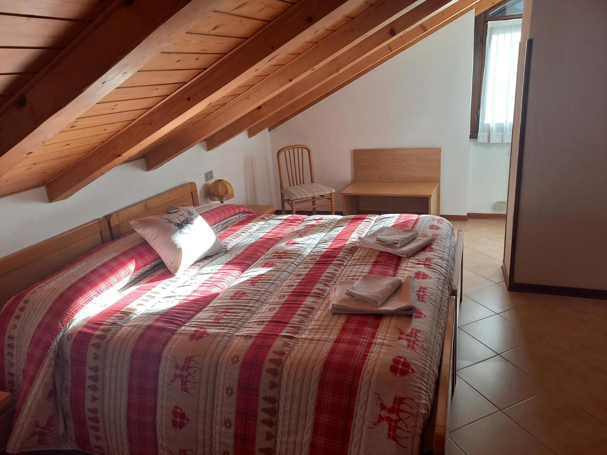 B&B Piazzi Di Katia Caderzone Terme Exterior foto